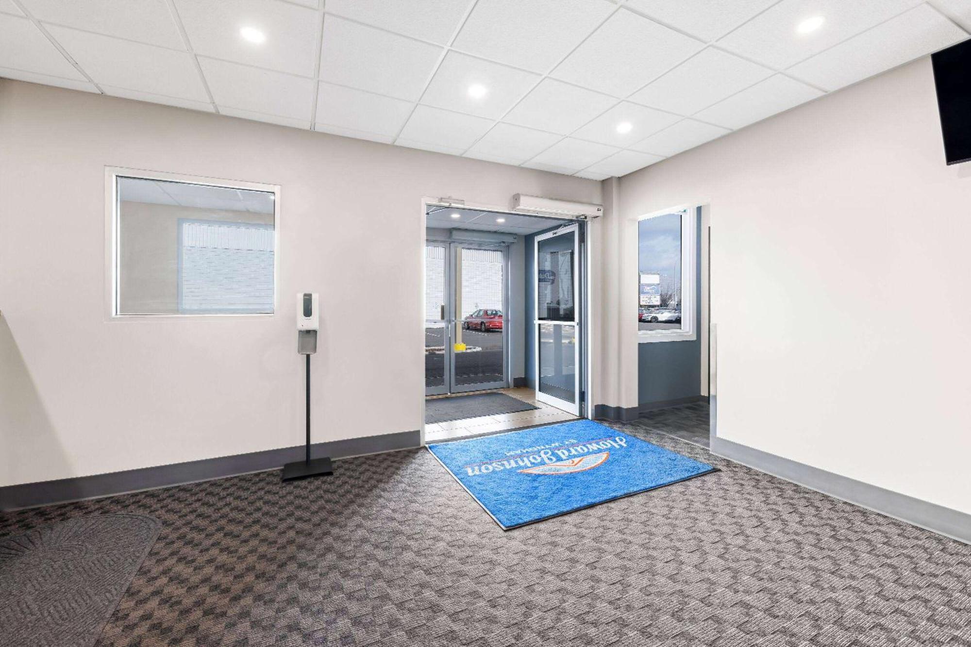 Howard Johnson By Wyndham Hotel Thunder Bay